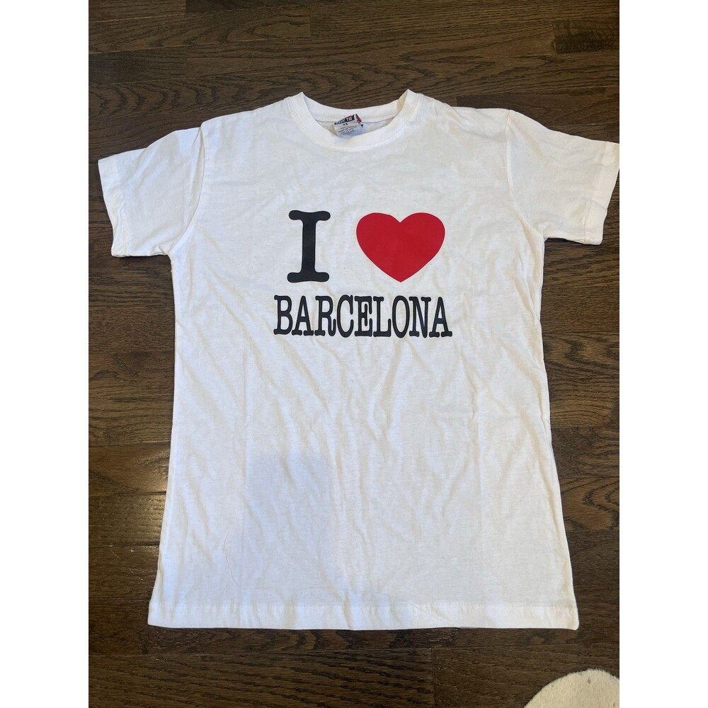 I Love (heart) Barcelona NWOT White T-shirt Womens XS Souvenir Spain